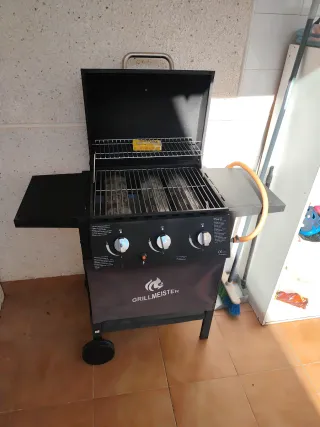 Grillmeister Barbecue a gas