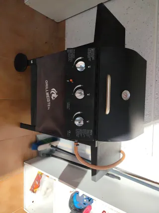 Grillmeister Barbecue a gas