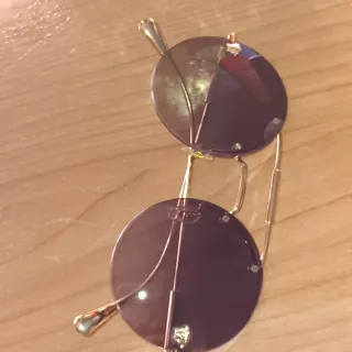 Occhiali da sole Versace eleganti unisex, più belli dal vivo