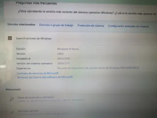 Portátil Toshiba Satellite L735 Rojo