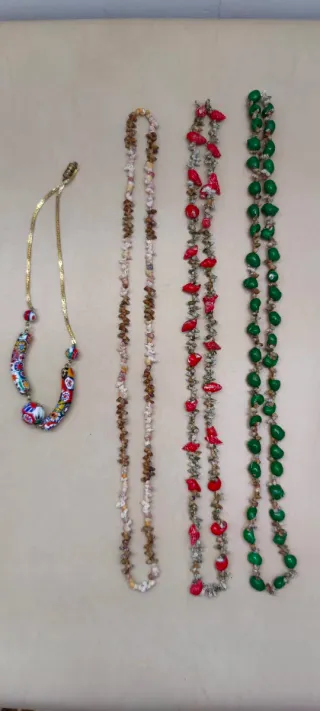 Collares de conchas