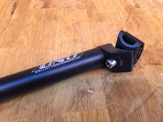 Tija sillín Kalloy Uno 28,6mm 320mm