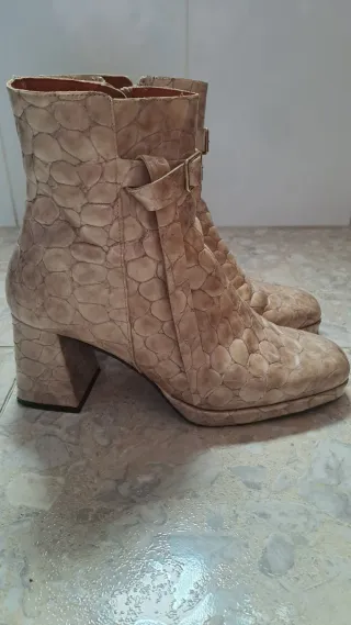 Botines Dansi Beige Talla 39