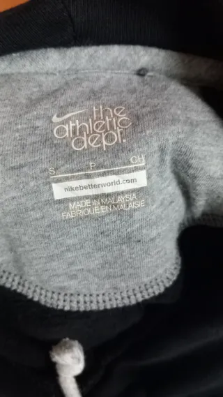 Felpa Nike nera con numero 72