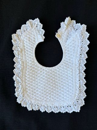Babero, cuello vintage blanco con encaje
