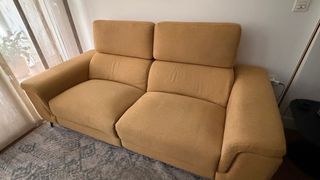 Sofá 3 plazas amarillo tela