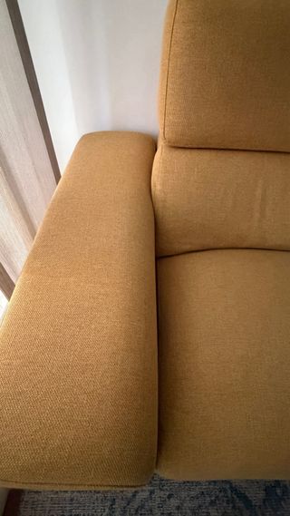 Sofá 3 plazas amarillo tela