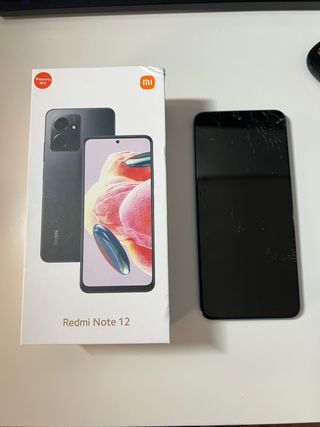 Xiaomi Redmi Note 12 con schermo rotto