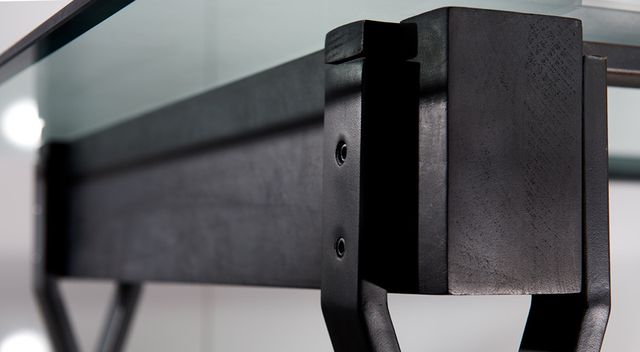 Tavolo da pranzo in vetro e metallo