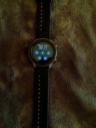 Reloj Innova SW-16B Negro y Dorado