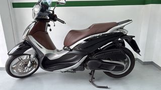 Piaggio Beverly Sport Touring