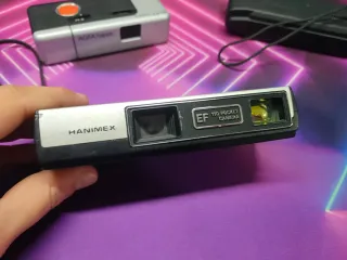 Set di tre fotocamere compatte anni '80