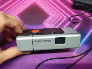 Set di tre fotocamere compatte anni '80