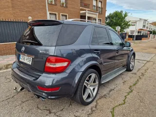 Mercedes-Benz Clase M 2010