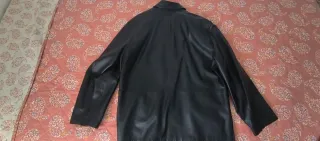 Chaqueta de piel auténtica negra