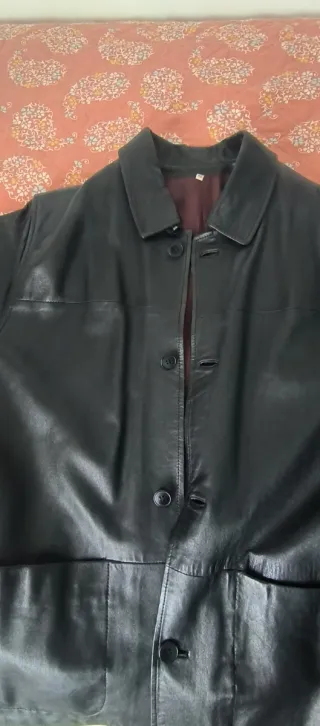 Chaqueta de piel auténtica negra