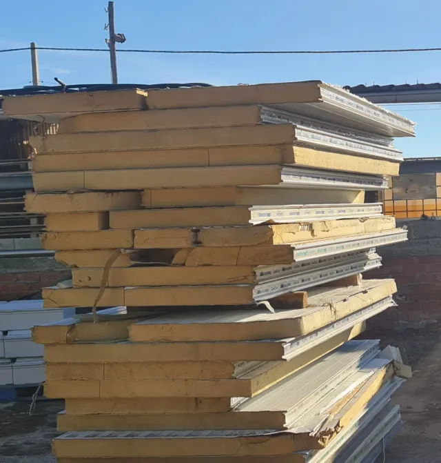 Chapas Aislantes Panel Sandwich