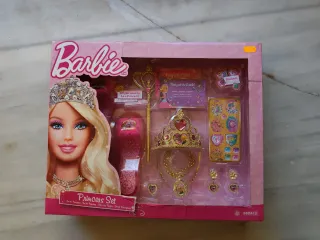 Set di accessori Barbie Princess per la festa al castello