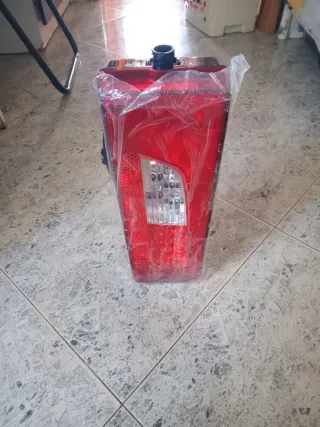 Piloto Furgoneta Grande Izquierdo