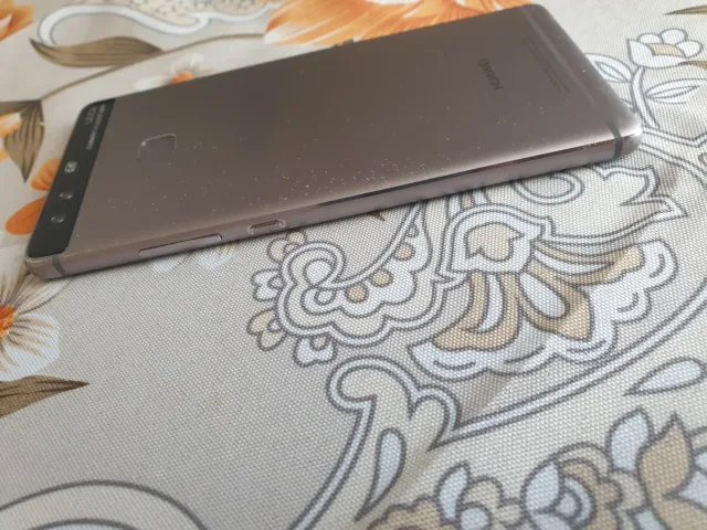 Huawei P8 Nero