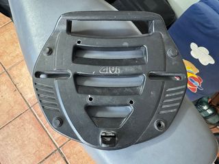 Soporte Bandeja Baúl GIVI