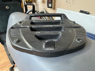 Soporte Bandeja Baúl GIVI