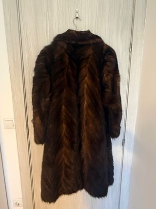 Abrigo de bisonte marrón