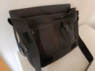 Bolso bandolera Marshall beige y negro