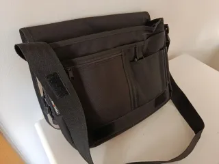 Bolso bandolera Marshall beige y negro