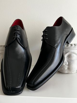 Zapatos de vestir negros para caballero