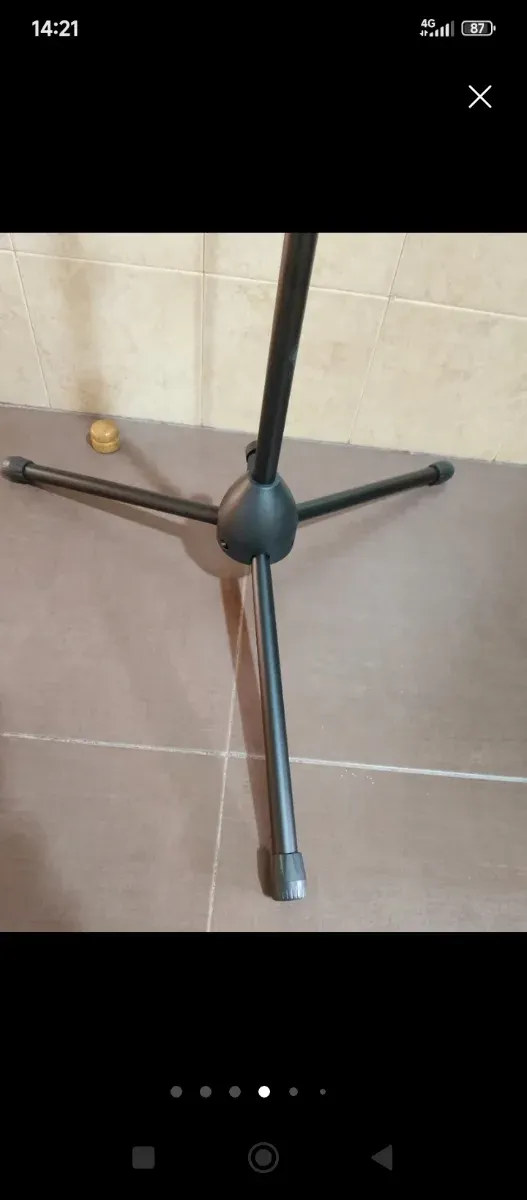 Pie de micro doble soporte de micrófono dos pinzas