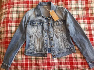 Chaqueta vaquera nueva
