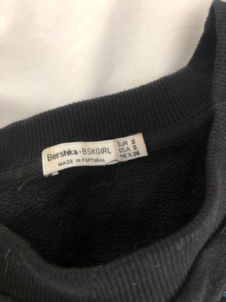 Camisa negra con mangas de cuadros(solo recoger)