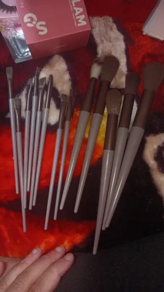 Set de brochas de maquillaje nuevas