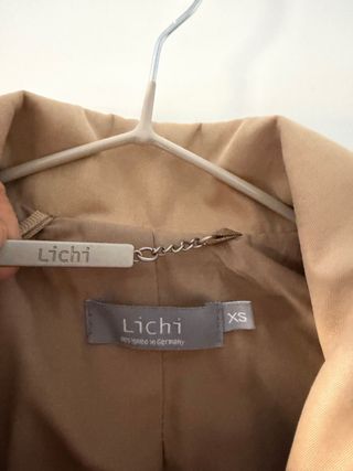 Gabardina Lichi Beige