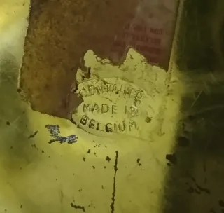 Coppia di antiche scatole in latta vintage