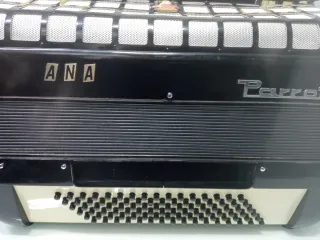 Acordeón 120 Bajos Parrot ANA