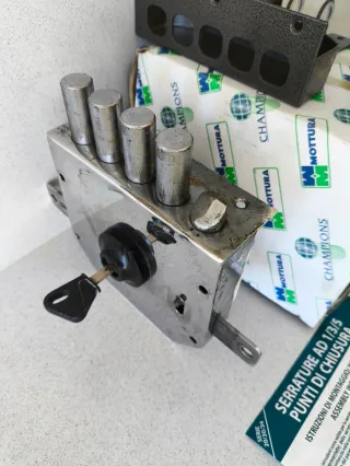 Cerradura de seguridad Mottura 30630VD50XE