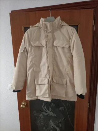 Parka Beige con Capucha