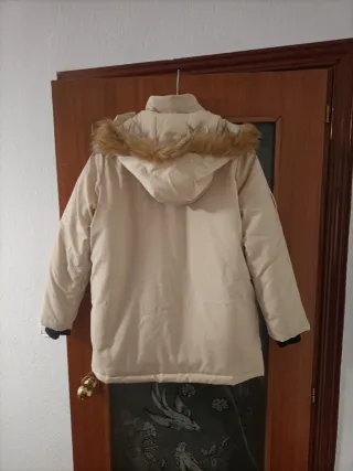 Parka Beige con Capucha