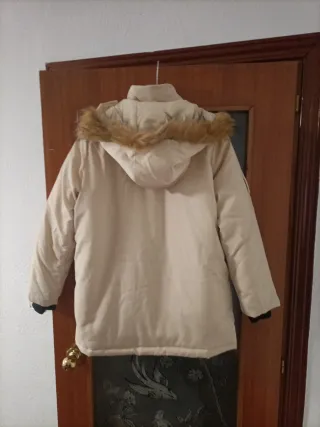 Parka Beige con Capucha