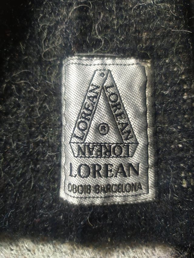 CONJUNTO DE LANA DE JERSEY Y FALDA DE MUJER