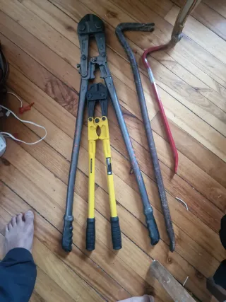 Herramientas: Cizallas y Palancas