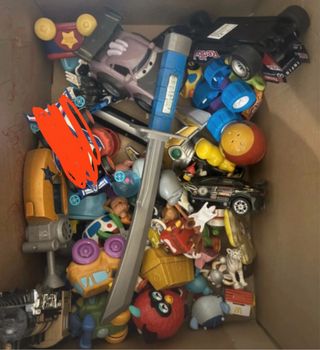 Lotto di giocattoli misti