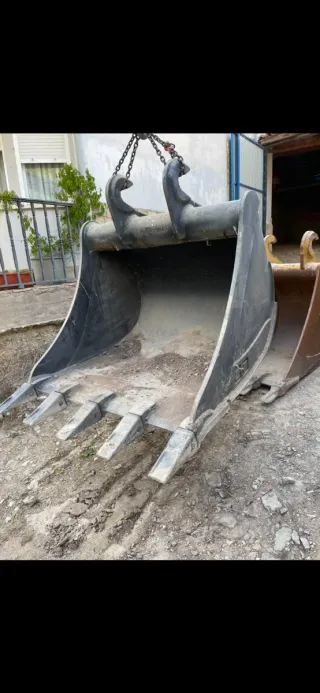 Cazo Retroexcavadora