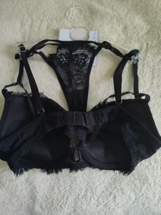 Conjunto sujetador y braguita Primark negro 90C