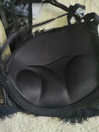 Conjunto sujetador y braguita Primark negro 90C