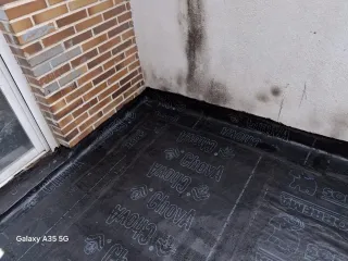 Tela asfáltica, oficial