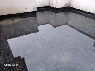 Tela asfáltica, oficial