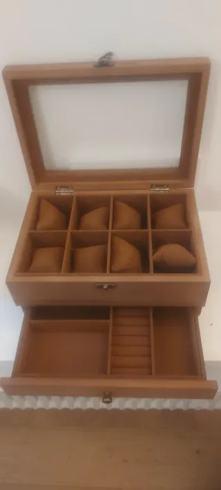 Scatola porta orologi in legno